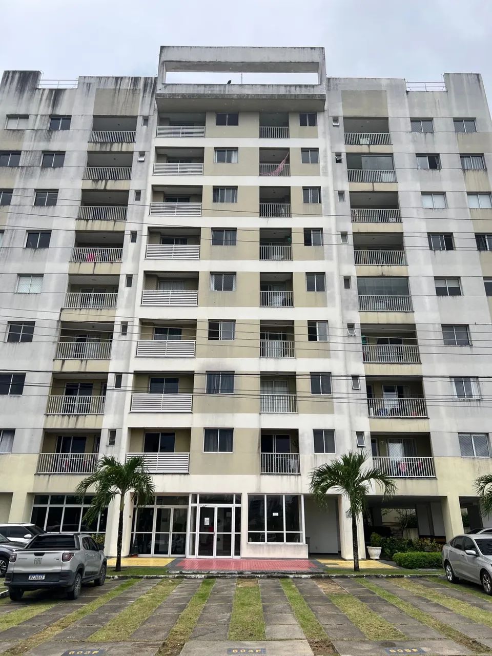 Uma das torres reais do Condomínio Life Parque 10